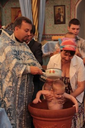 Таинство Крещения. Свято-Покровский храм г.Есик