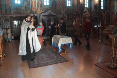 Таинство Крещения в Покровском храме г. Иссык